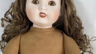 ビスクドールでも珍しい40年前の外国のお人形 | 洋服リフォーム さらさ